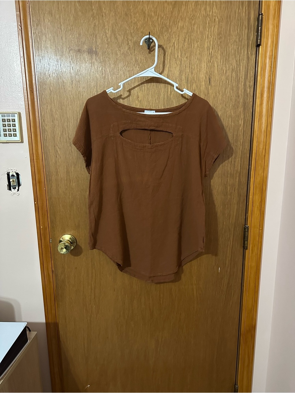 Oh My Gauze! Rust Brown Gauze Top with Keyhole design
